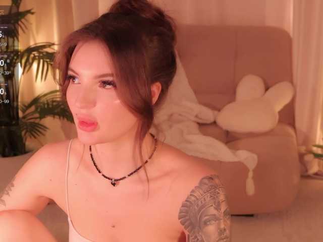 Bannanaa live cam on BongaCams