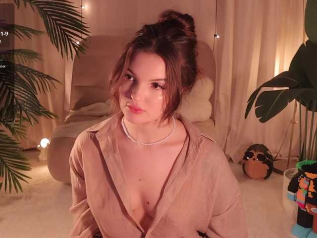 Bannanaa live cam on BongaCams