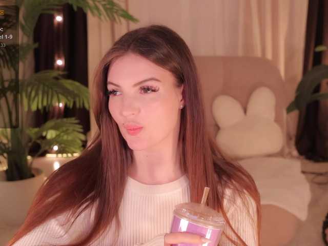 Bannanaa live cam on BongaCams