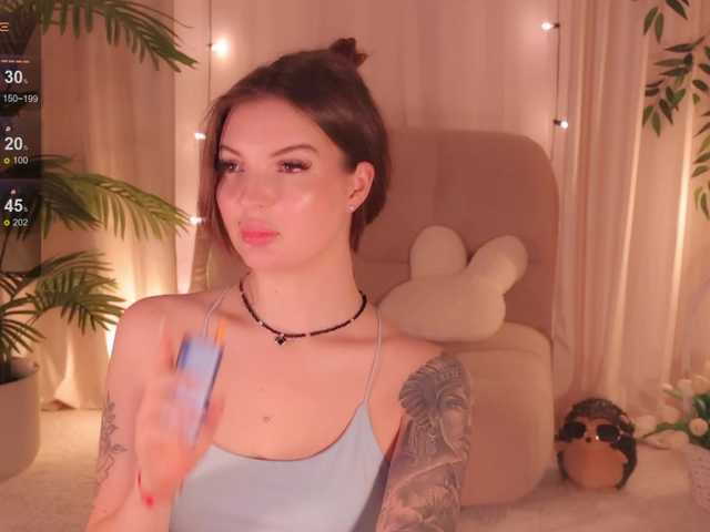 Bannanaa live cam on BongaCams