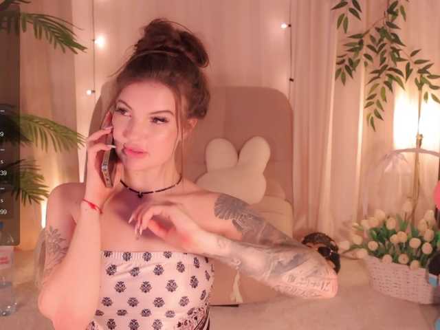 Bannanaa live cam on BongaCams