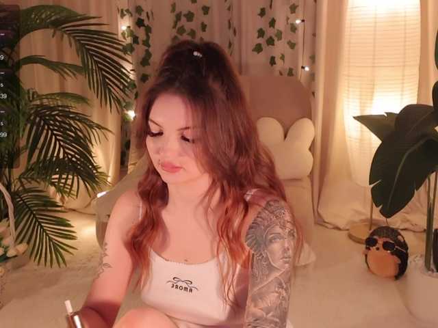 Bannanaa live cam on BongaCams