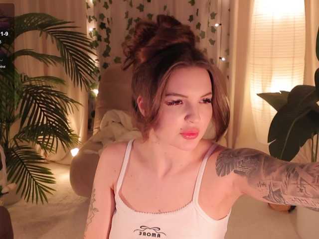 Bannanaa live cam on BongaCams