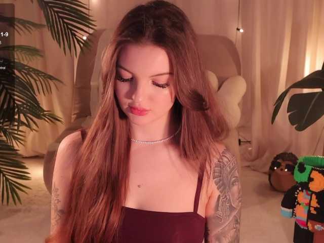 Bannanaa live cam on BongaCams