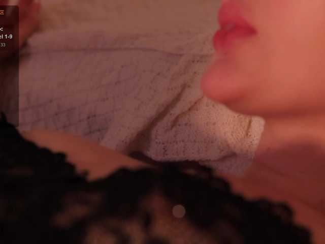 Bannanaa live cam on BongaCams