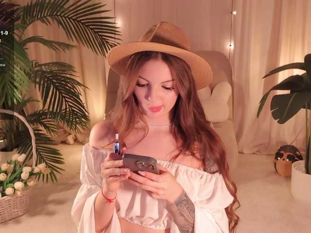 Bannanaa live cam on BongaCams