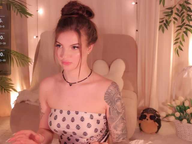 Bannanaa live cam on BongaCams