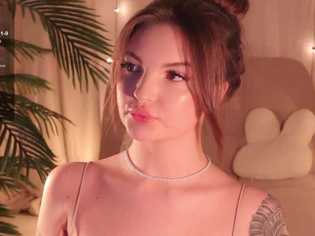Bannanaa live cam on BongaCams
