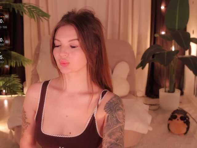 Bannanaa live cam on BongaCams