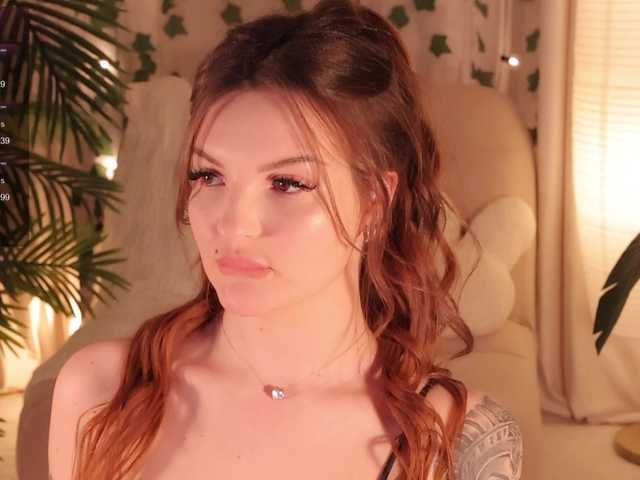 Bannanaa live cam on BongaCams