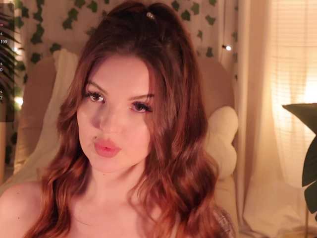 Bannanaa live cam on BongaCams