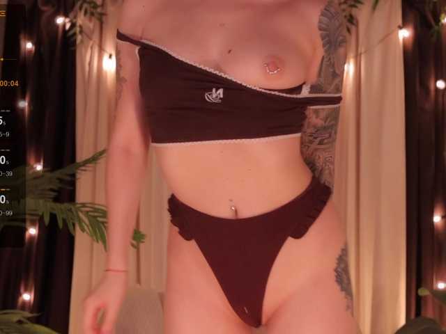 Bannanaa live cam on BongaCams