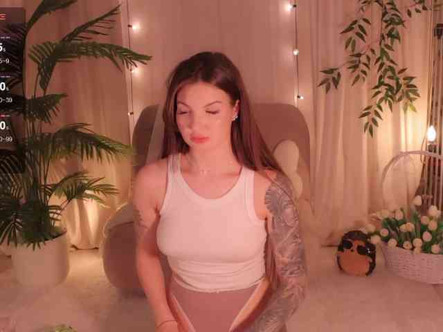 Bannanaa Sex Cam Show