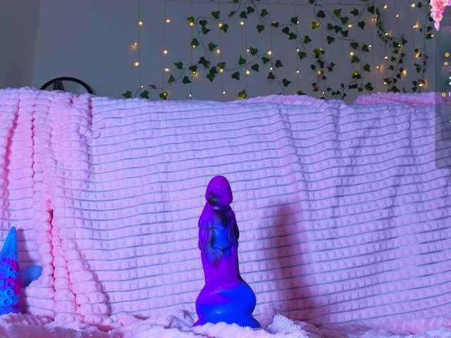 Candy-Floss live cam on BongaCams