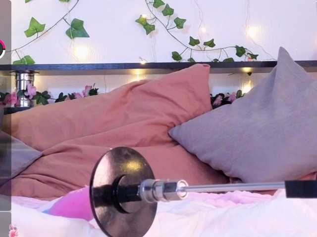 Candy-Floss live cam on BongaCams