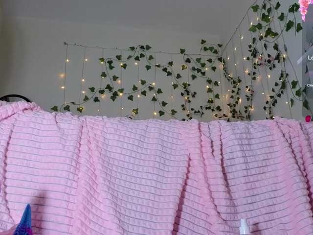 Candy-Floss live cam on BongaCams