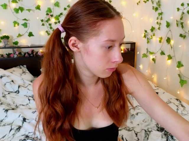 Candy-Floss live cam on BongaCams