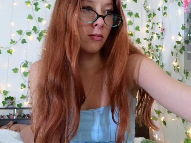 Candy-Floss live cam on BongaCams