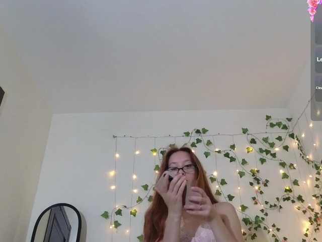 Candy-Floss live cam on BongaCams