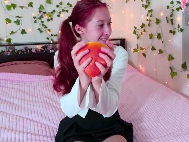 Candy-Floss live cam on BongaCams