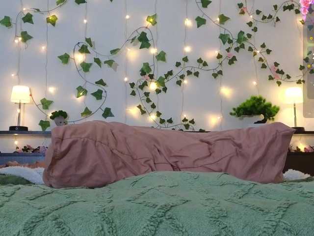 Candy-Floss live cam on BongaCams