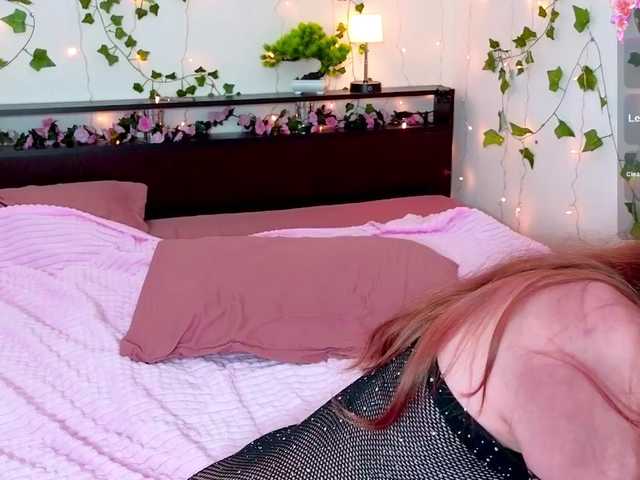 Candy-Floss live cam on BongaCams