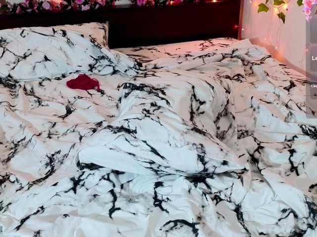 Candy-Floss live cam on BongaCams