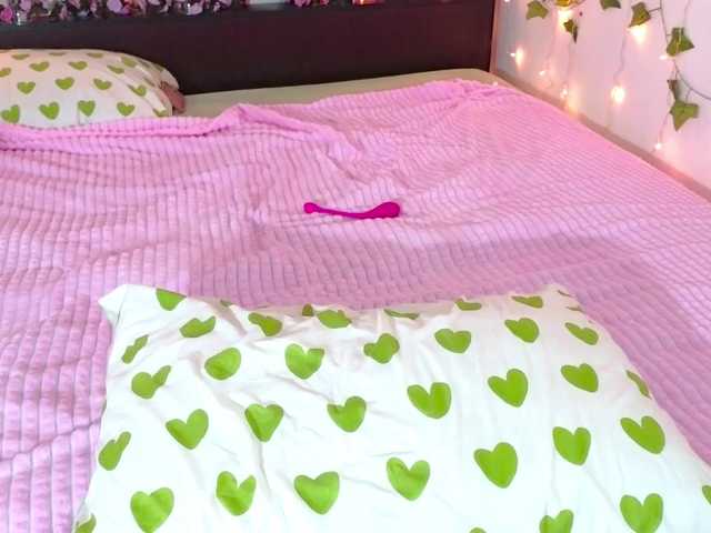 Candy-Floss live cam on BongaCams