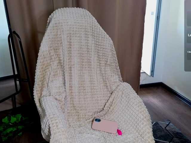 Candy-Floss live cam on BongaCams