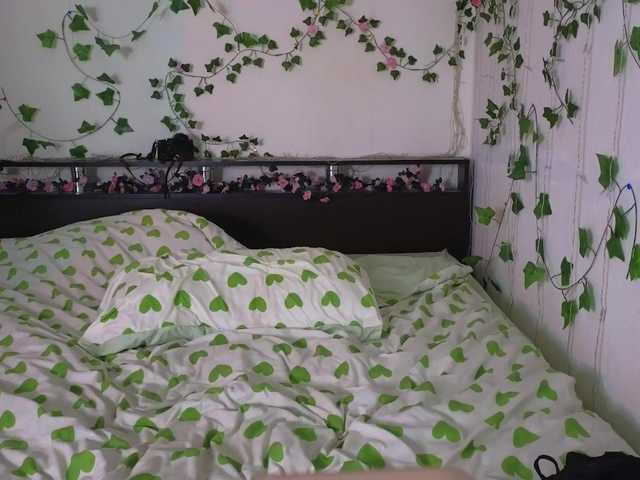 Candy-Floss live cam