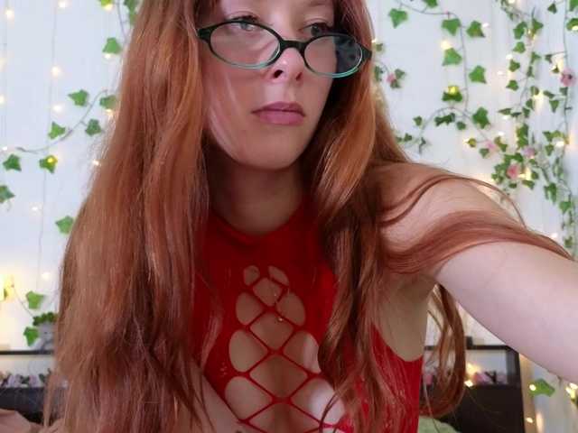 Candy-Floss live cam on BongaCams