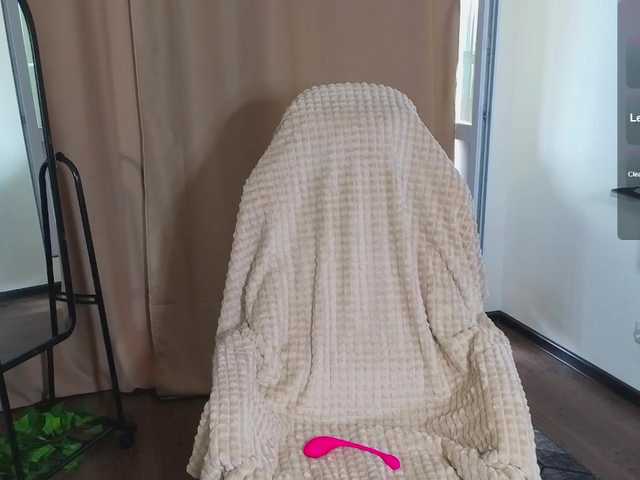 Candy-Floss live cam on BongaCams