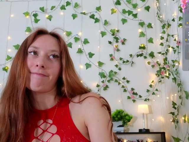 Candy-Floss live cam on BongaCams