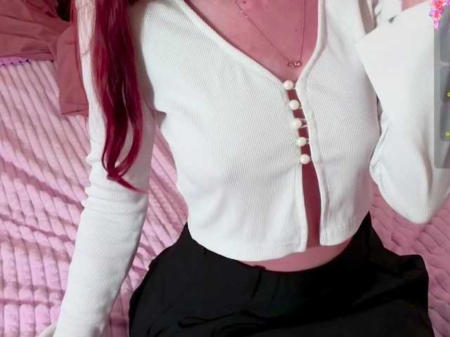 Candy-Floss live cam on BongaCams