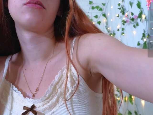 Candy-Floss live cam on BongaCams