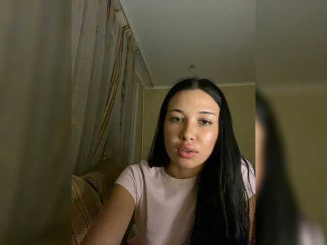 anya-del live cam on BongaCams
