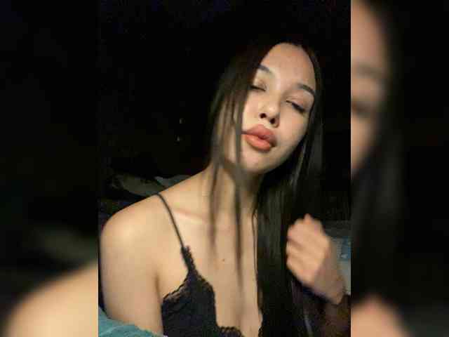 anya-del webcam