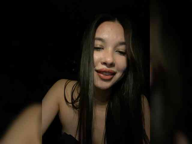 anya-del webcam