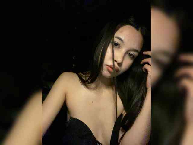 anya-del webcam