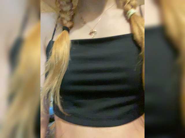 Slim_baby live webcam show