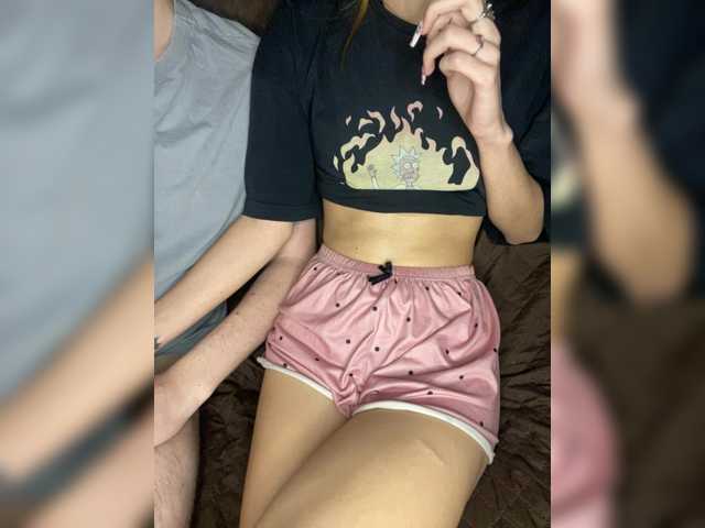LinaTwins live cam on BongaCams