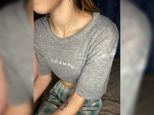 LinaTwins live cam on BongaCams