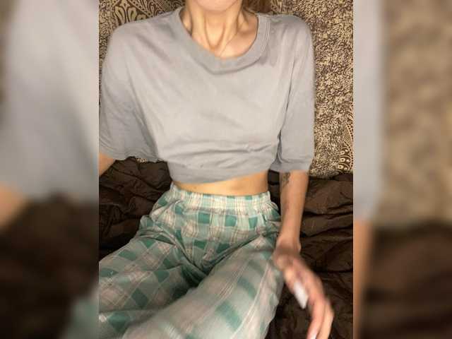 LinaTwins live cam on BongaCams