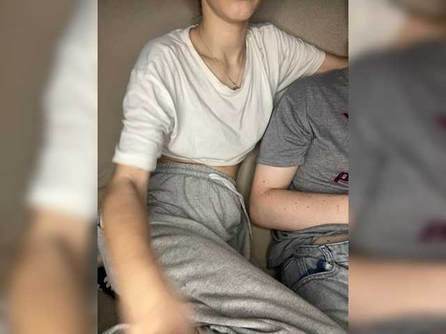 LinaTwins live cam on BongaCams