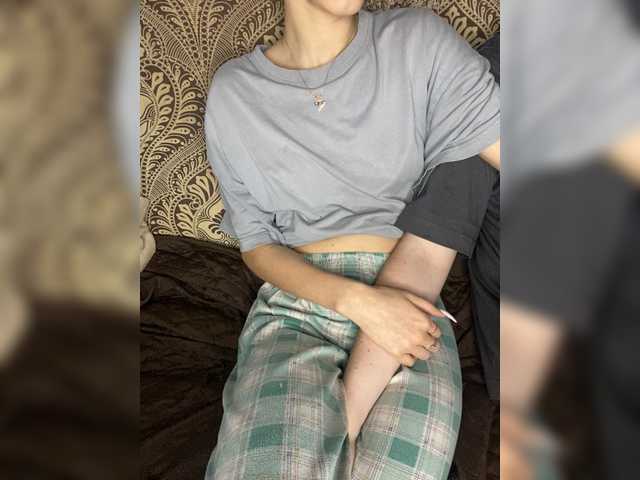 LinaTwins live cam on BongaCams
