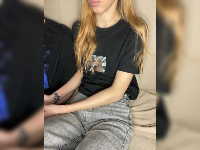 LinaTwins live cam on BongaCams