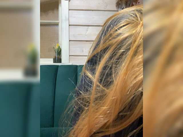 Slim_baby live webcam show