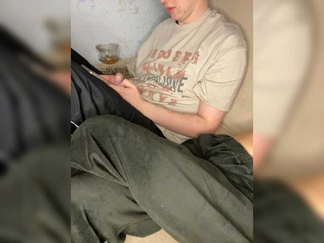 LinaTwins's BongaCams show and profile