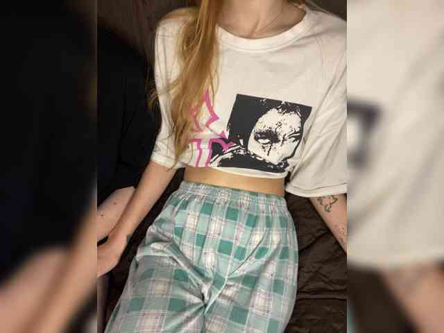 slim_baby's live room
