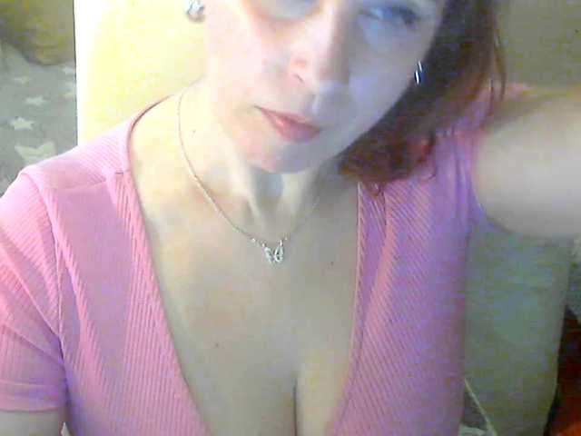 xJESSIxx's BongaCams show and profile